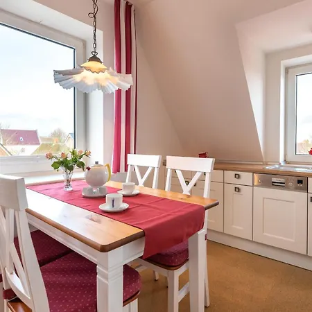 Apartment Haus In Der Innenstadt 'amrum', Grosse Strasse *